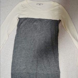 Gap Cream and Grey Sweater XS